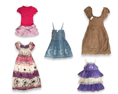 APROX. 40 PZAS. VESTIDOS PARA NIÑA