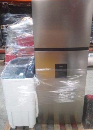 Lote conformado por: 1 REFRIGERADOR - 1 LAVADORA