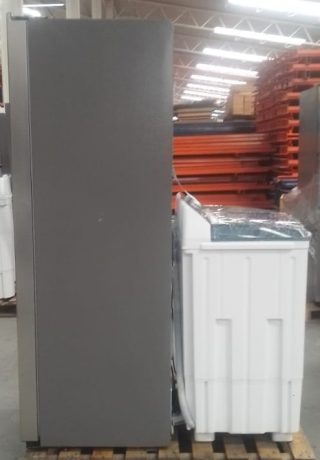Lote conformado por: 1 REFRIGERADOR - 1 LAVADORA