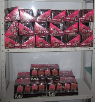 Lote conformado por: 27 Paquetes Maquillaje Trio de Rubores Varios Tonos