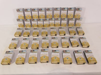 Lote conformado por:  900 Pzas estuche o contenedor metalico promocional para fumadores con un valor comercial de $3,150