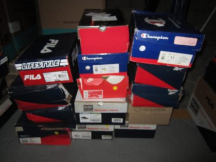 Lote conformado por:  14 Pares Aprox de Tenis Diversos