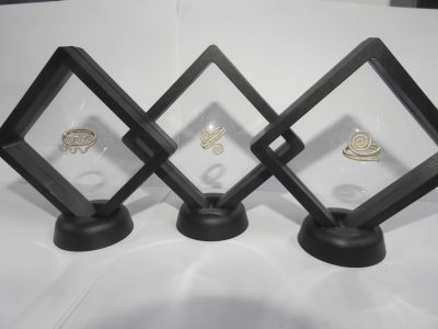 3  PZAS DE JOYERIA CLASICA PARA COLECCI�N