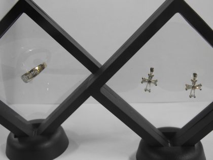 3  PZAS DE JOYERIA CLASICA PARA COLECCI�N