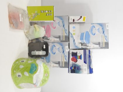 28 PZAS APROX DE BIENES DIVERSOS COMO: SENSOR DE OXÍGENO, MINI LAVADORA PORTÁTIL, RELOJ DE PARED DIGITAL Y ETC.