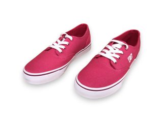 15 PARES TENIS MARCA RECONOCIDA.