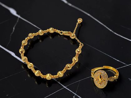 ANILLO CON DISEÑO FLORAL - PULSERA DE ESFERAS JOYERIA FINA DE BISUTERÍA DE ALTA RESISTENCIA Y DURABILIDAD.