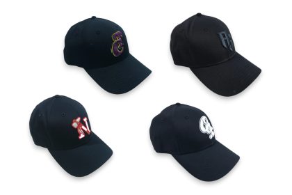 20 PZAS. APROX. GORRAS NEW ERA.