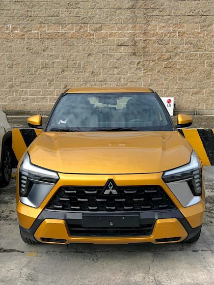 MITSUBISHI OUTLANDER SPORT SE CVT MODELO 2025.