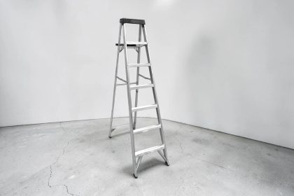 ESCALERA DE 6 PELDAÑOS