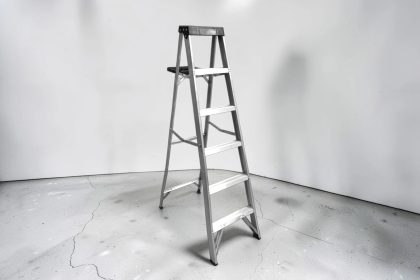 ESCALERA DE 5 PELDAÑOS