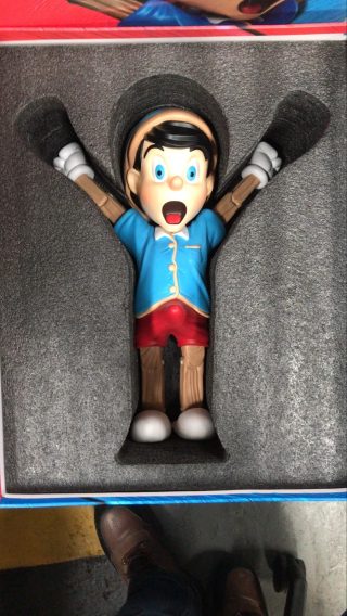 1 JUGUETE DE COLECCIÓN PINOCHO.
