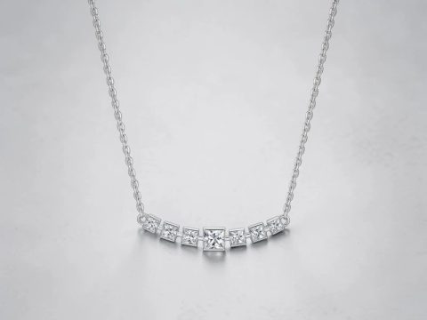 COLLAR CON 7 DIJES DE CUADRO PLATA 925 MOISSANITA. 1.83 gr.
