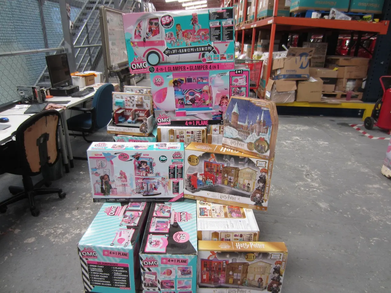 32 PZAS JUGUETES DIVERSOS