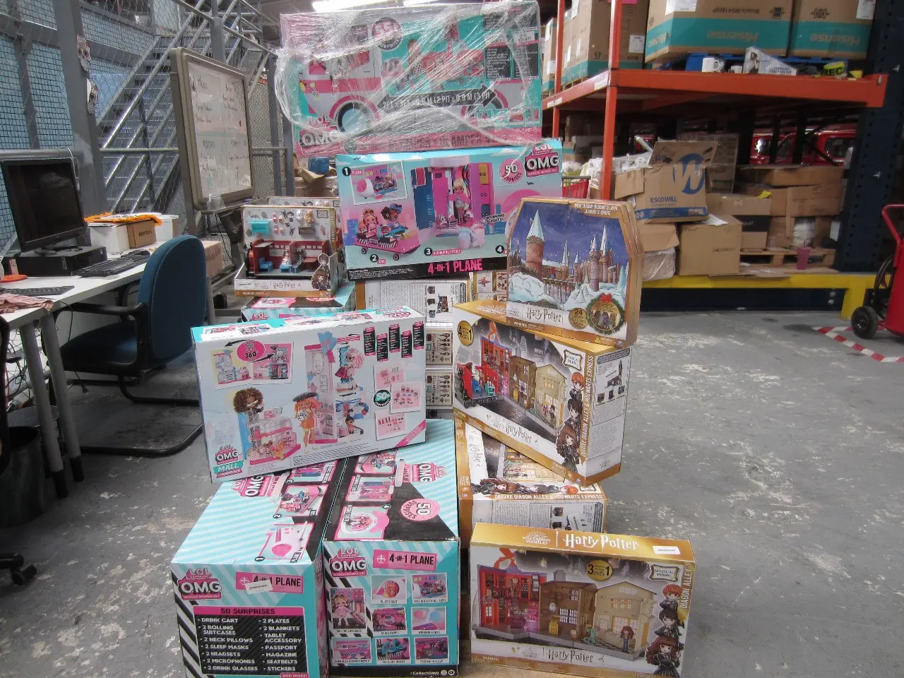 32 PZAS JUGUETES DIVERSOS