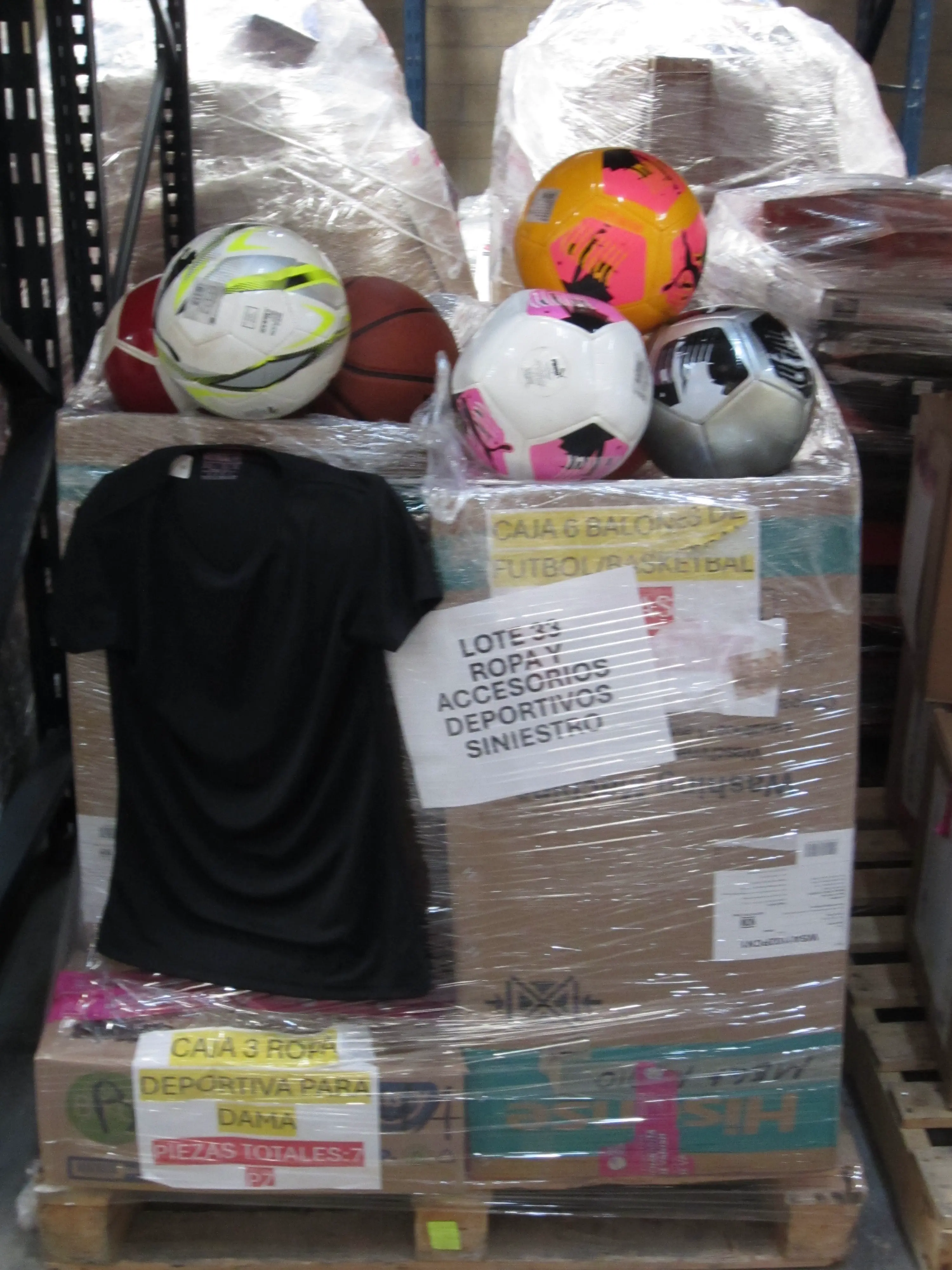 158 PZAS ACCESORIOS Y ROPA DEPORTIVA DIVERSA (SINIESTRO)