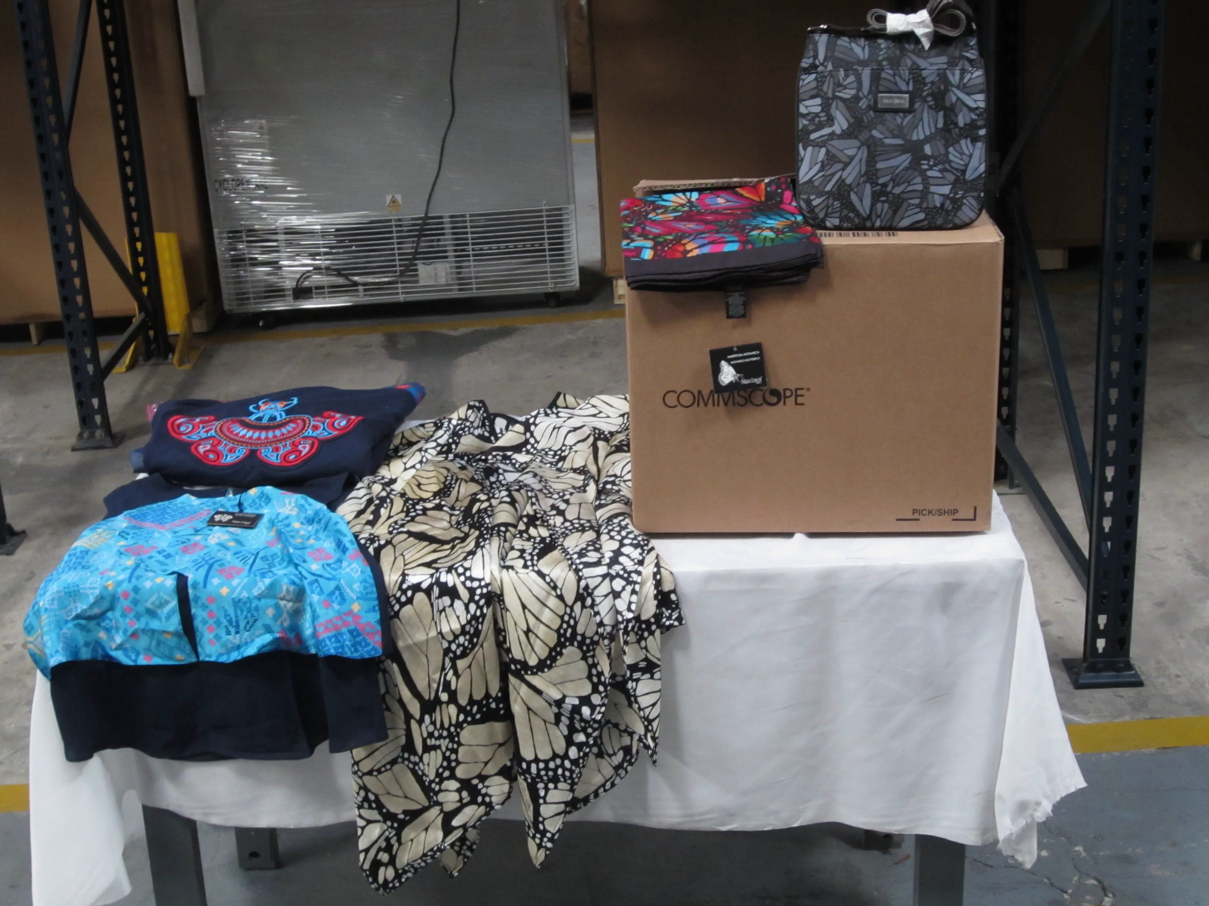 14 PZAS ROPA Y ACCESORIOS NUEVOS DE MARCA RECONOCIDA