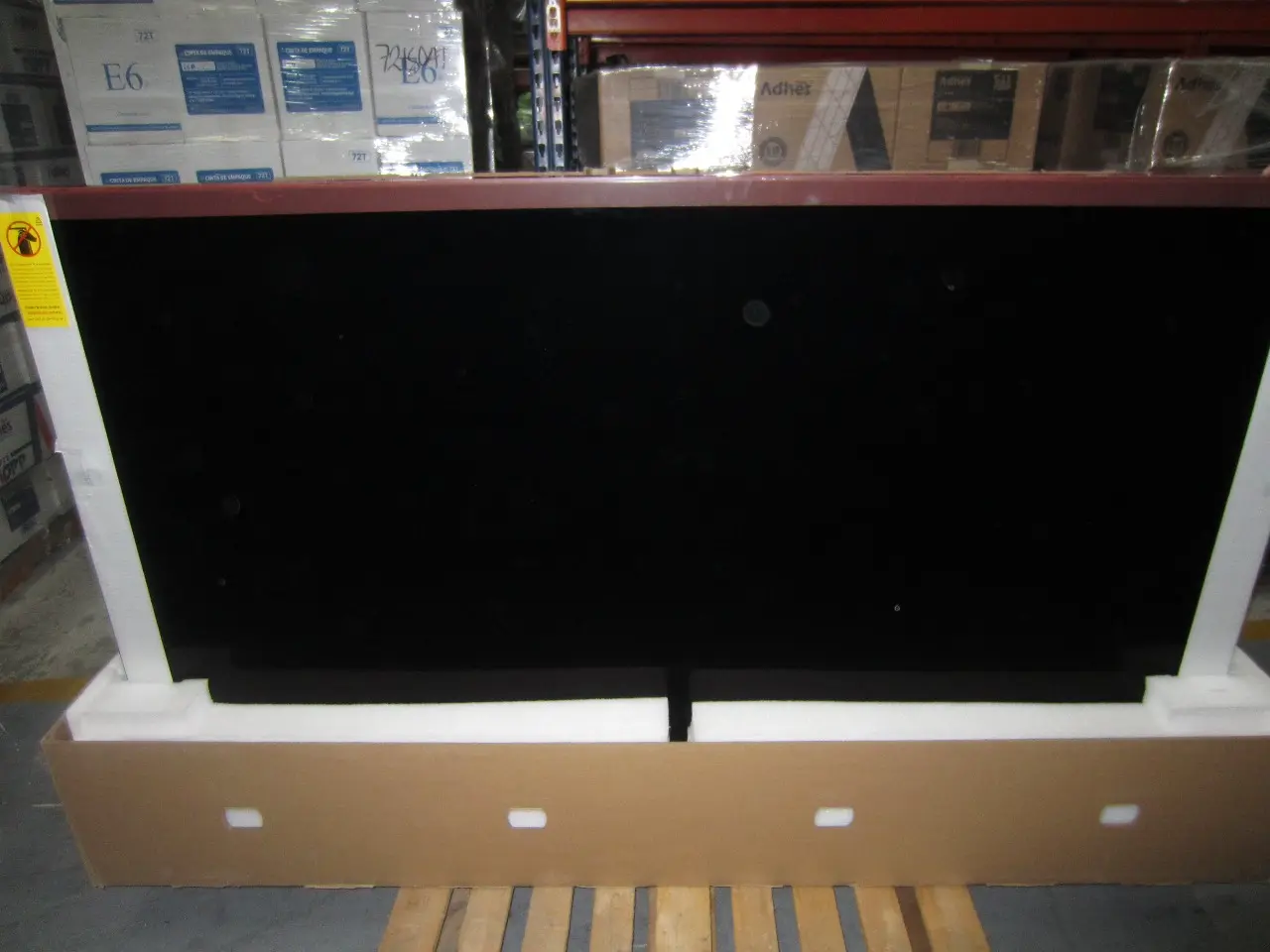 1 PANTALLA DE 85 PULGADAS