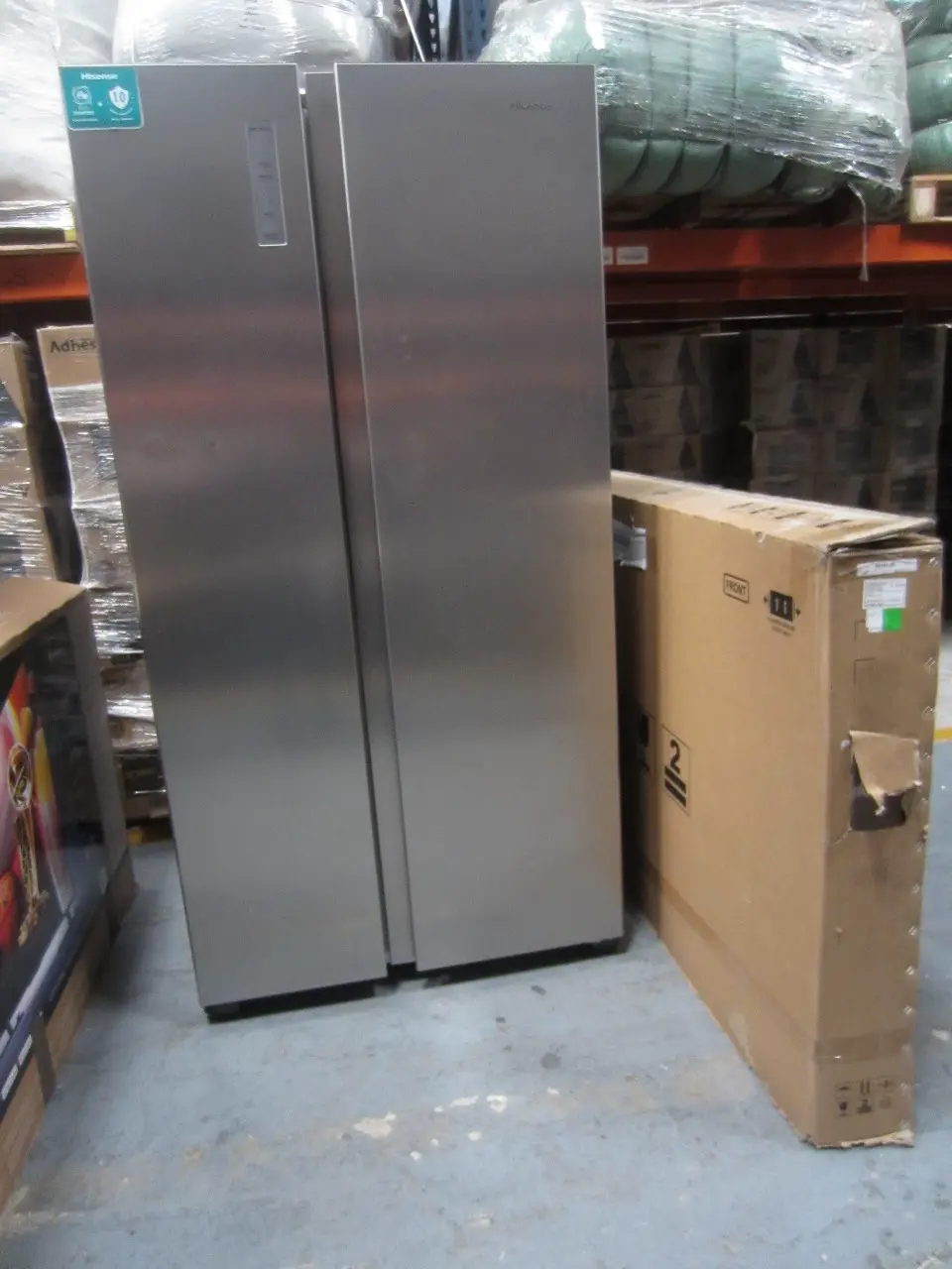 1 REFRIGERADOR Y 1 PANTALLA 65 PULGADAS