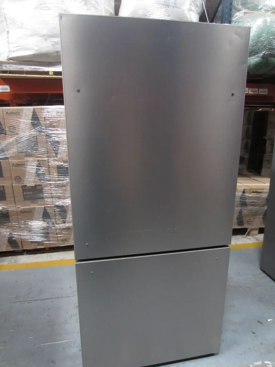 1 REFRIGERADOR Y 1 PANTALLA 55 PULGADAS