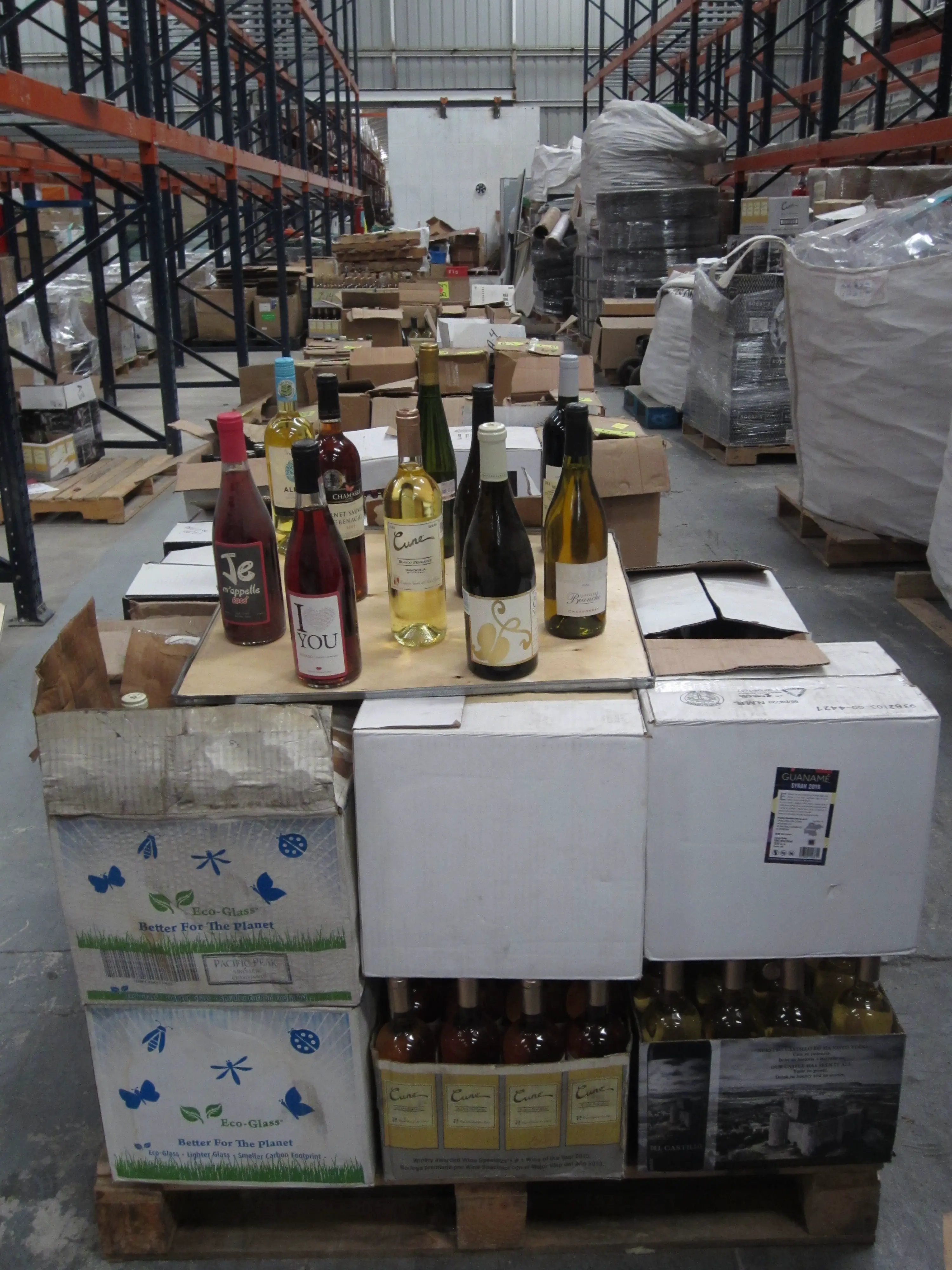 264 BOTELLAS DE VINOS,  DIVERSAS MARCAS Y TIPOS