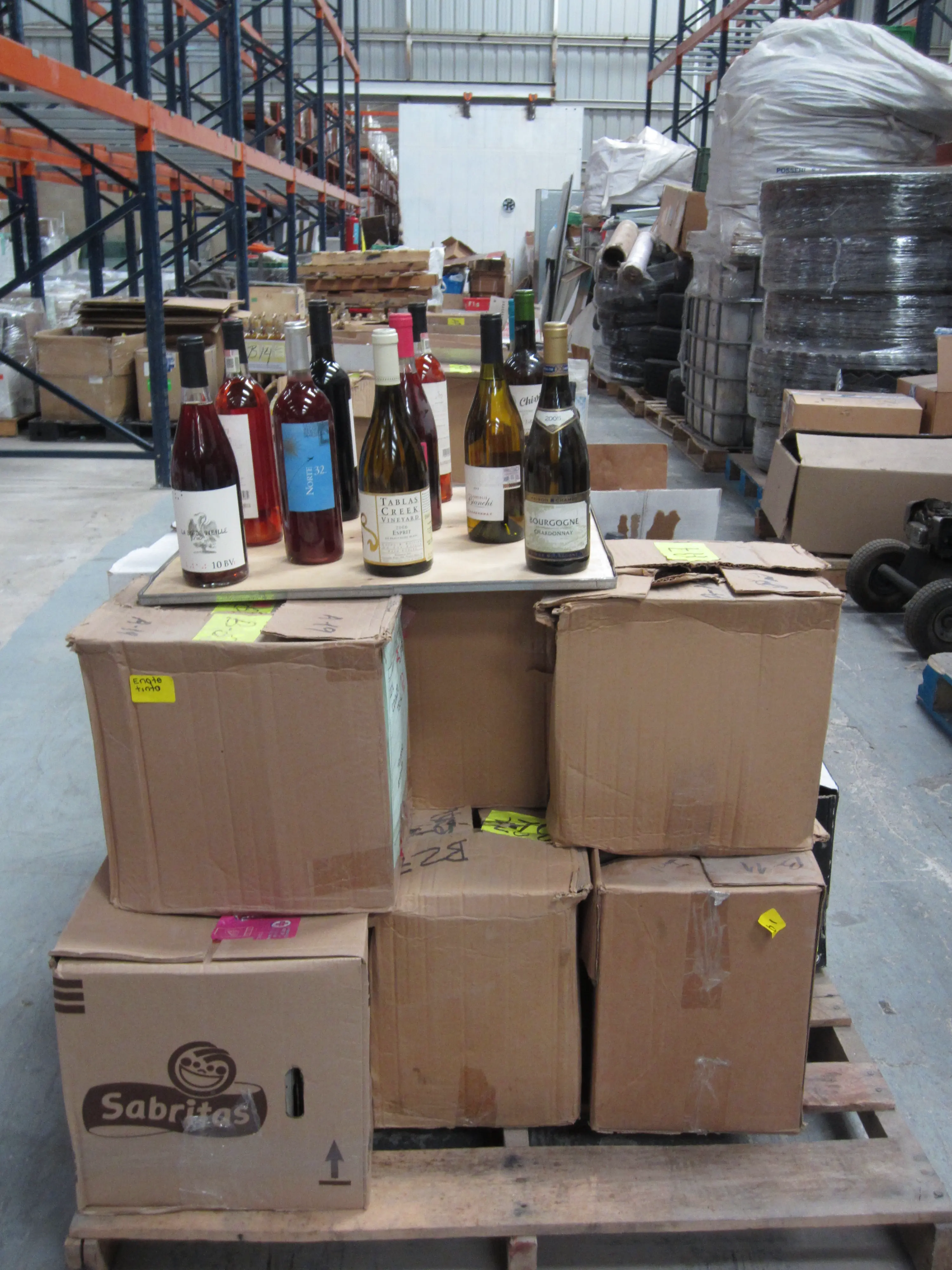 264 BOTELLAS DE VINOS,  DIVERSAS MARCAS Y TIPOS