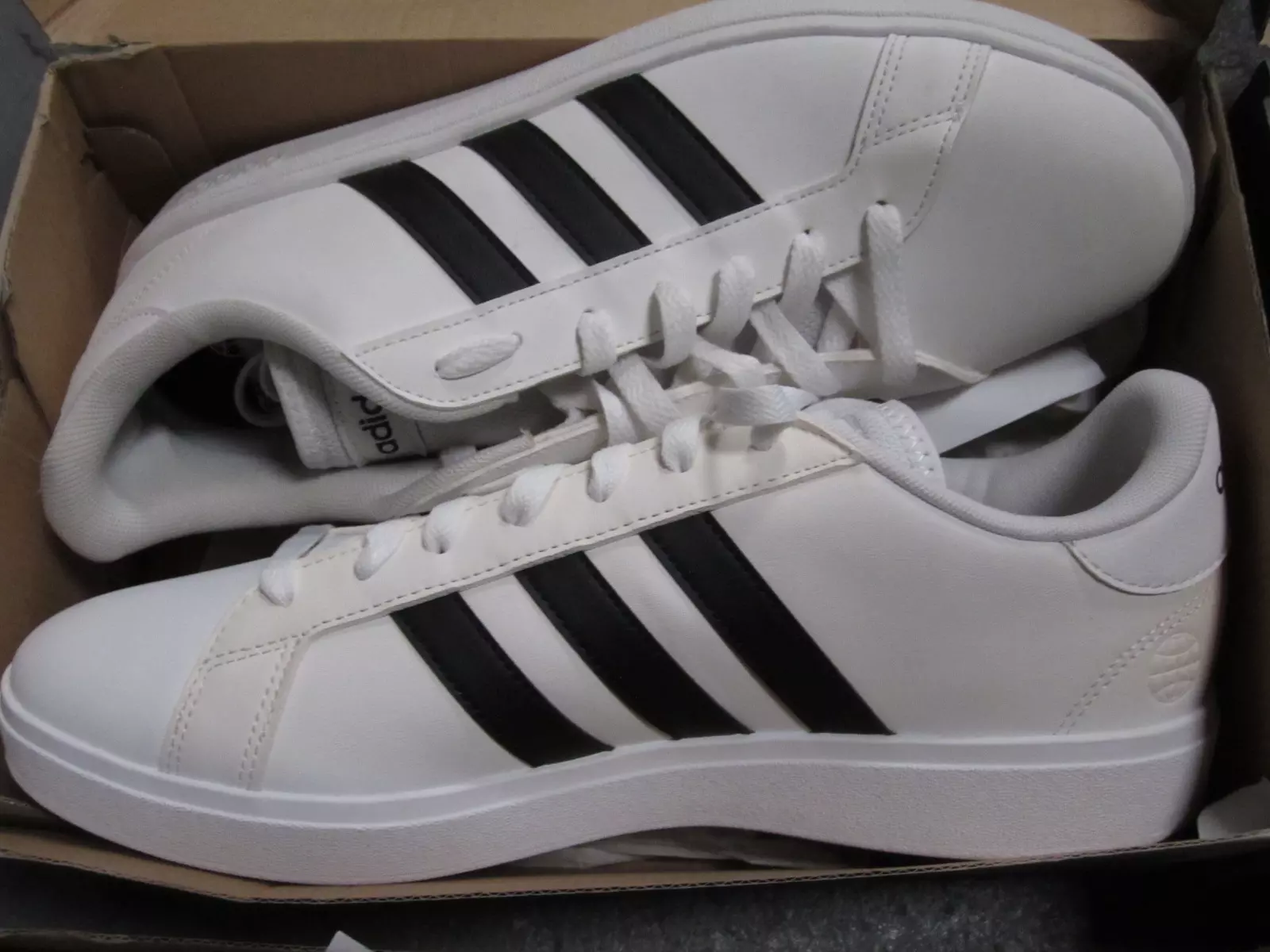 13 PARES TENIS DE MARCA Image 3