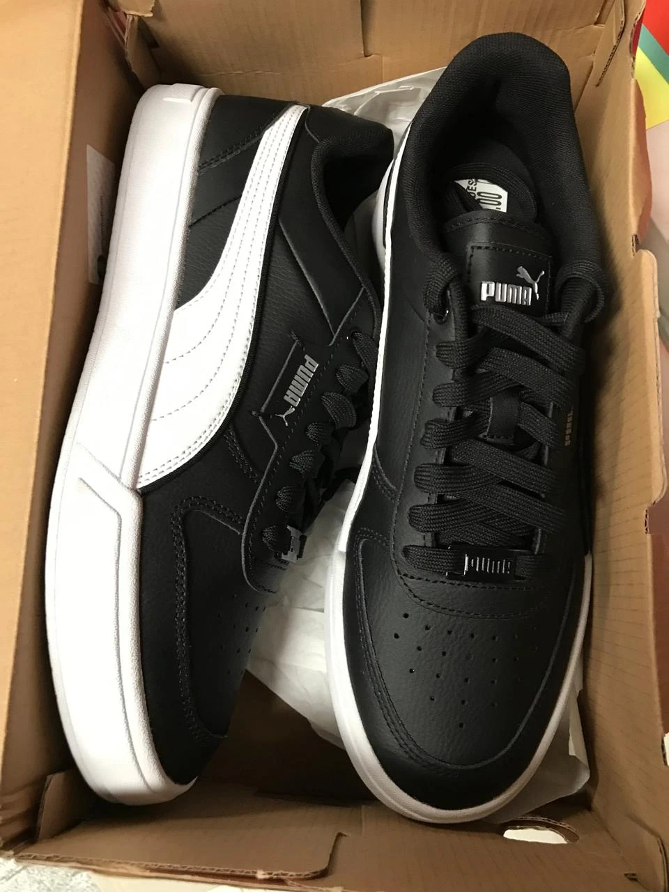 13 PARES TENIS DE MARCA Image 1