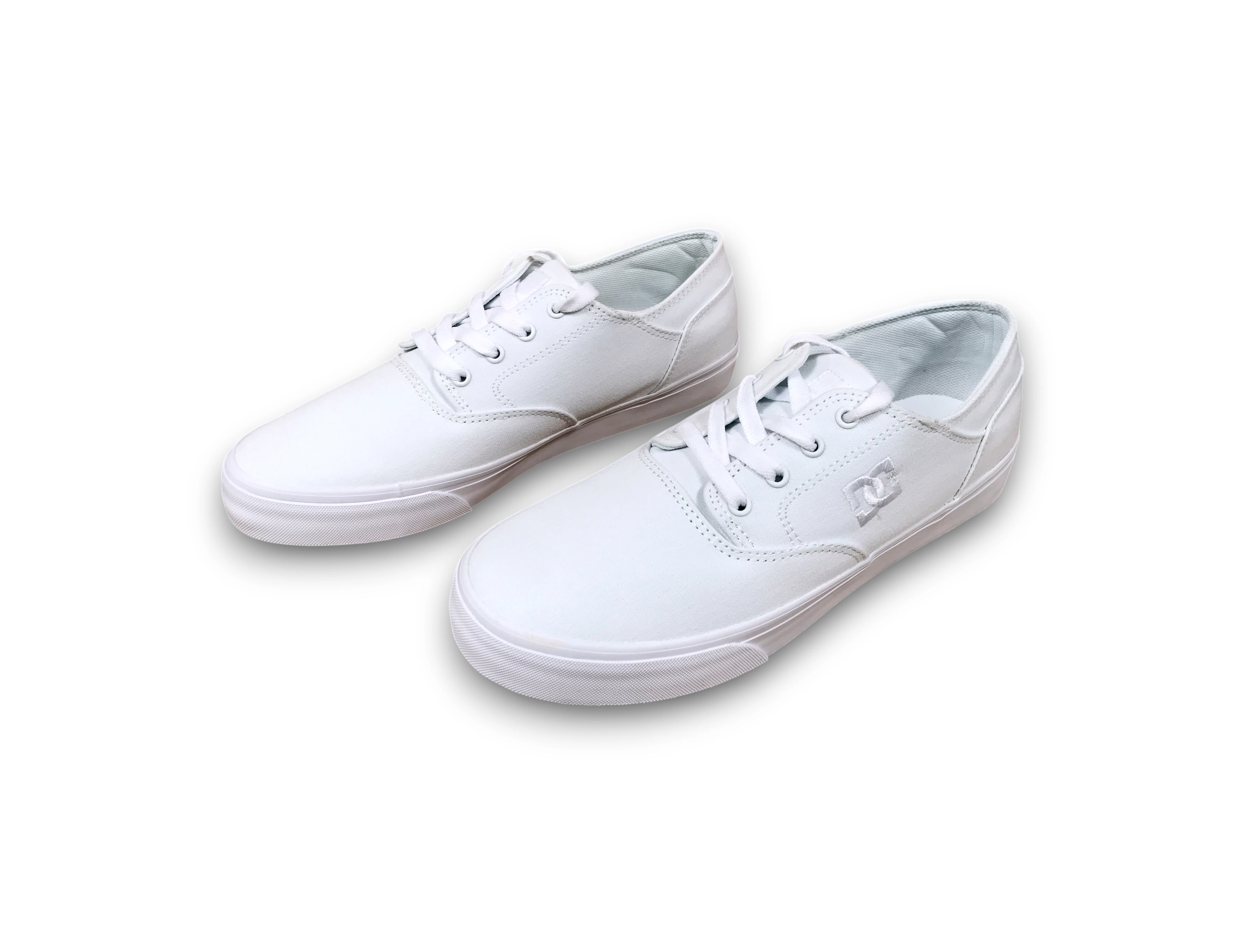 15 PARES TENIS MARCA RECONOCIDA. Image 1