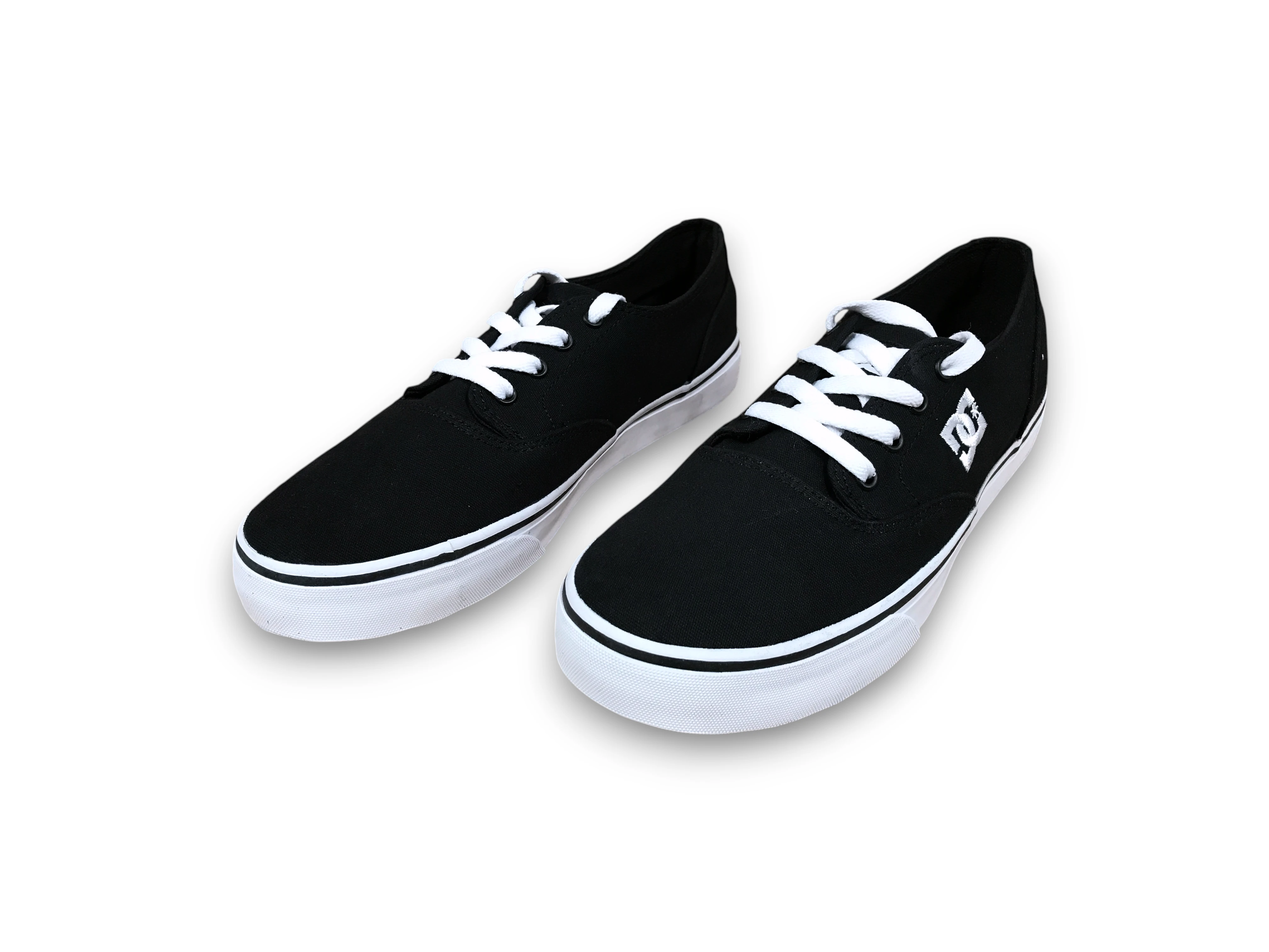 15 PARES TENIS MARCA RECONOCIDA. Image 2