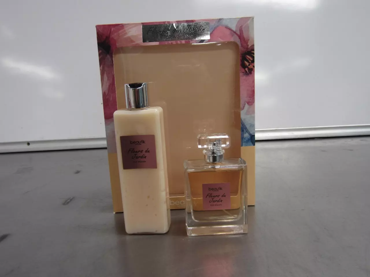 APROX. 20 PZAS. PERFUMES ORIGINALES DE MARCA PROFESIONAL. — imagen 8