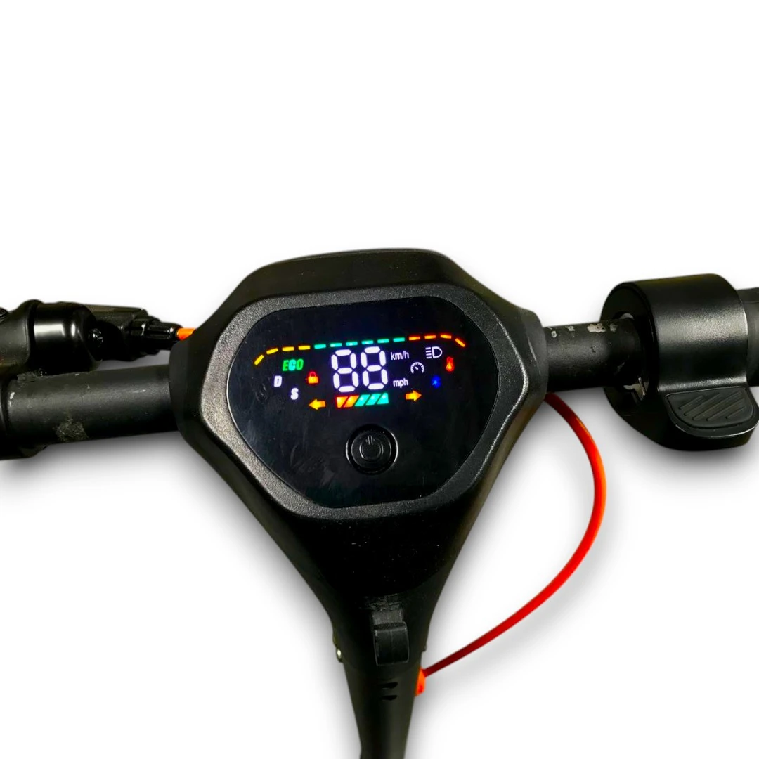 SCOOTER ELÉCTRICO E-ODIN — imagen 13