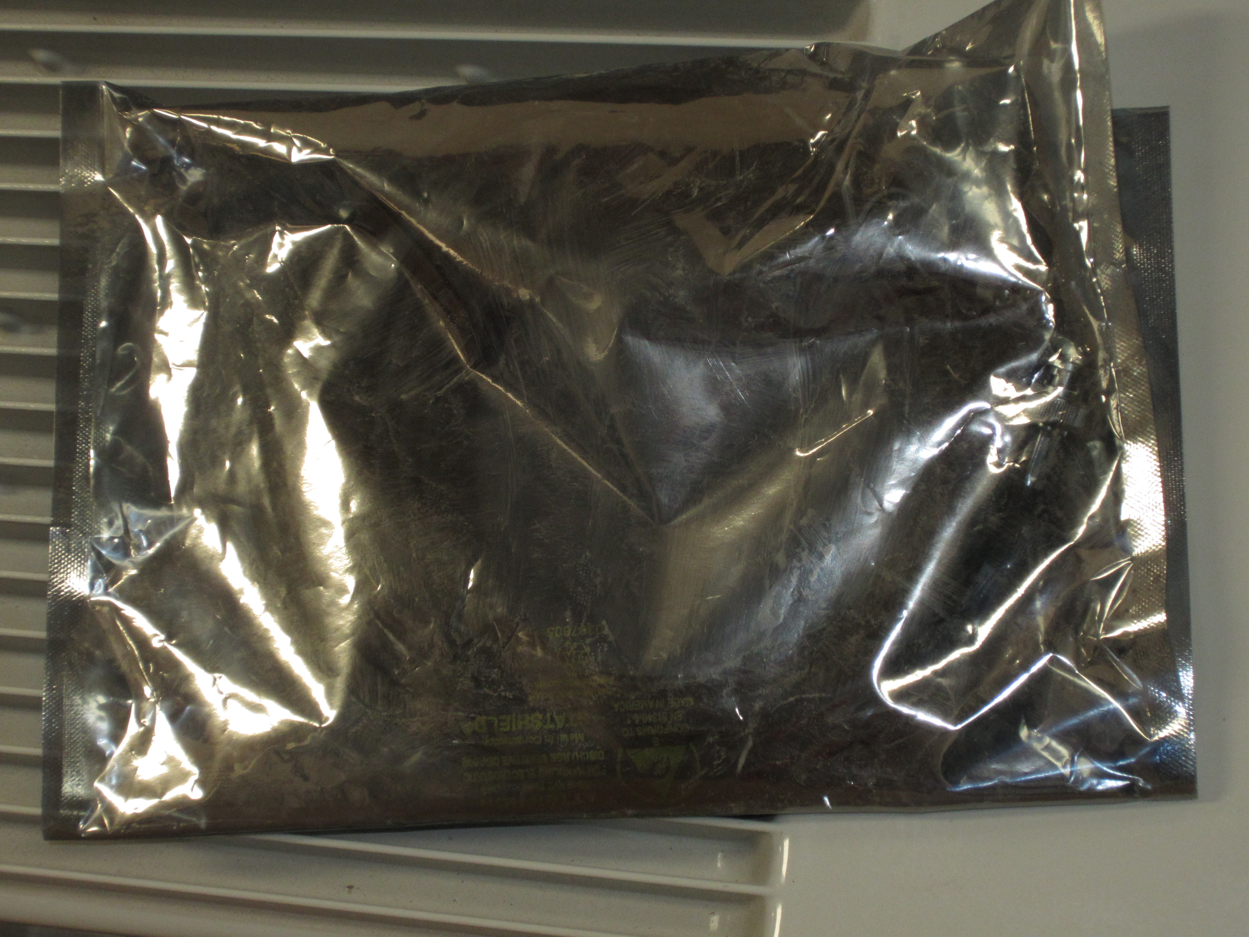 LOTE DE ANTENA PARABOLICA, MULTIMETRO DE MUESTREO Y UPS PARA EXTERIORES