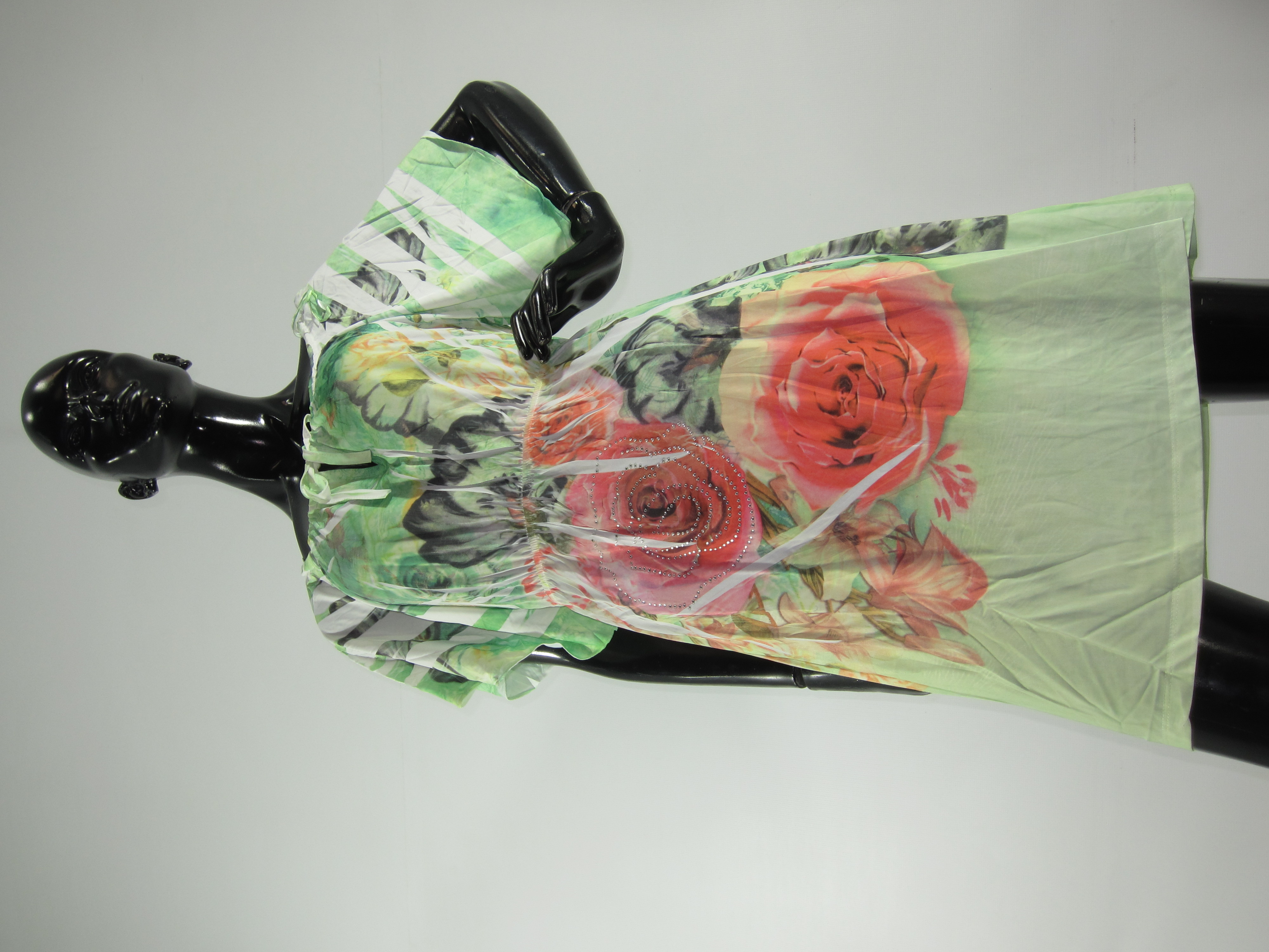 LOTE DE VESTIDOS DIVERSOS EN DIFERENTES ESTILOS Y COLORES #1