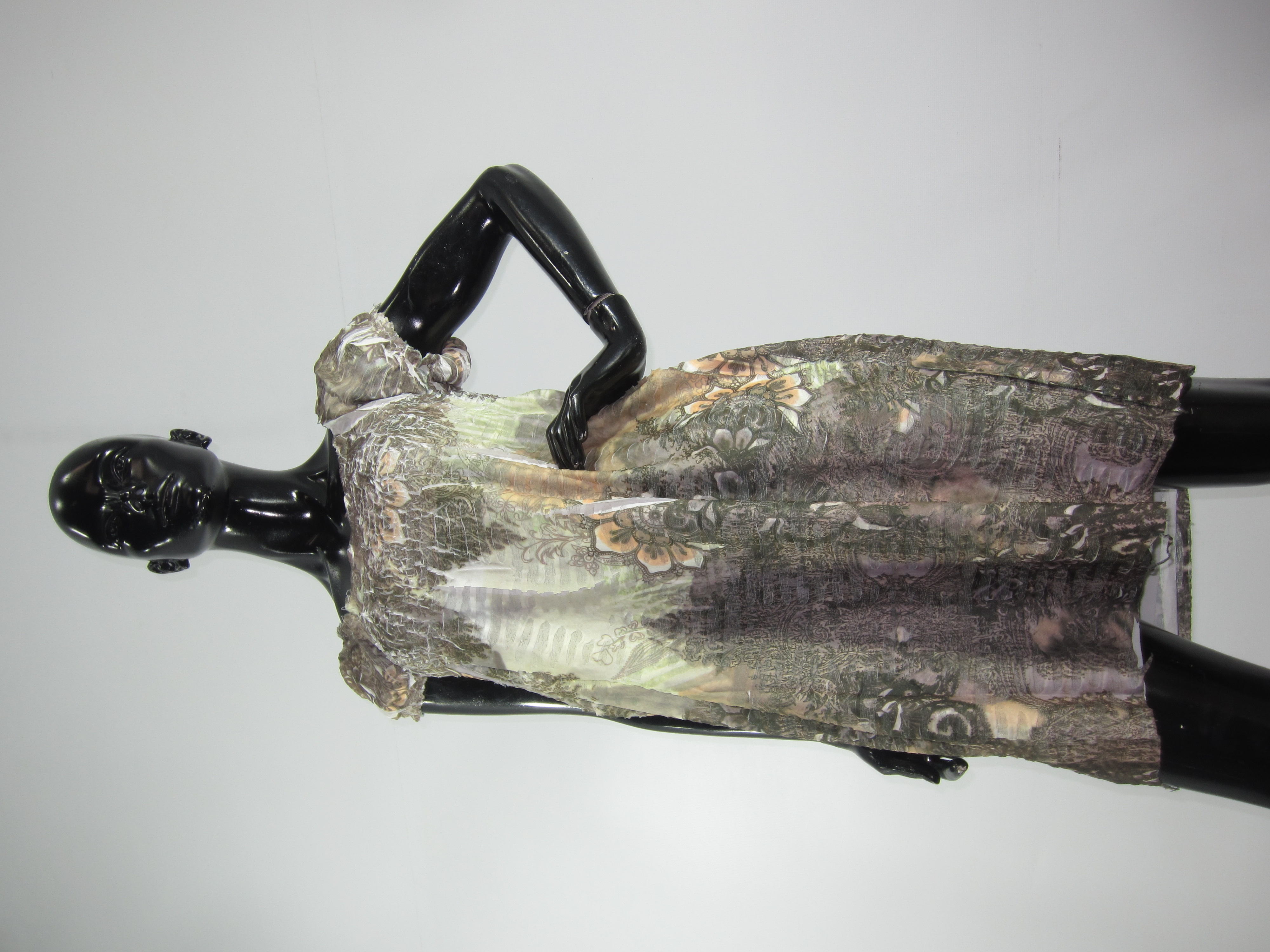 LOTE DE VESTIDOS DIVERSOS EN DIFERENTES ESTILOS Y COLORES #3