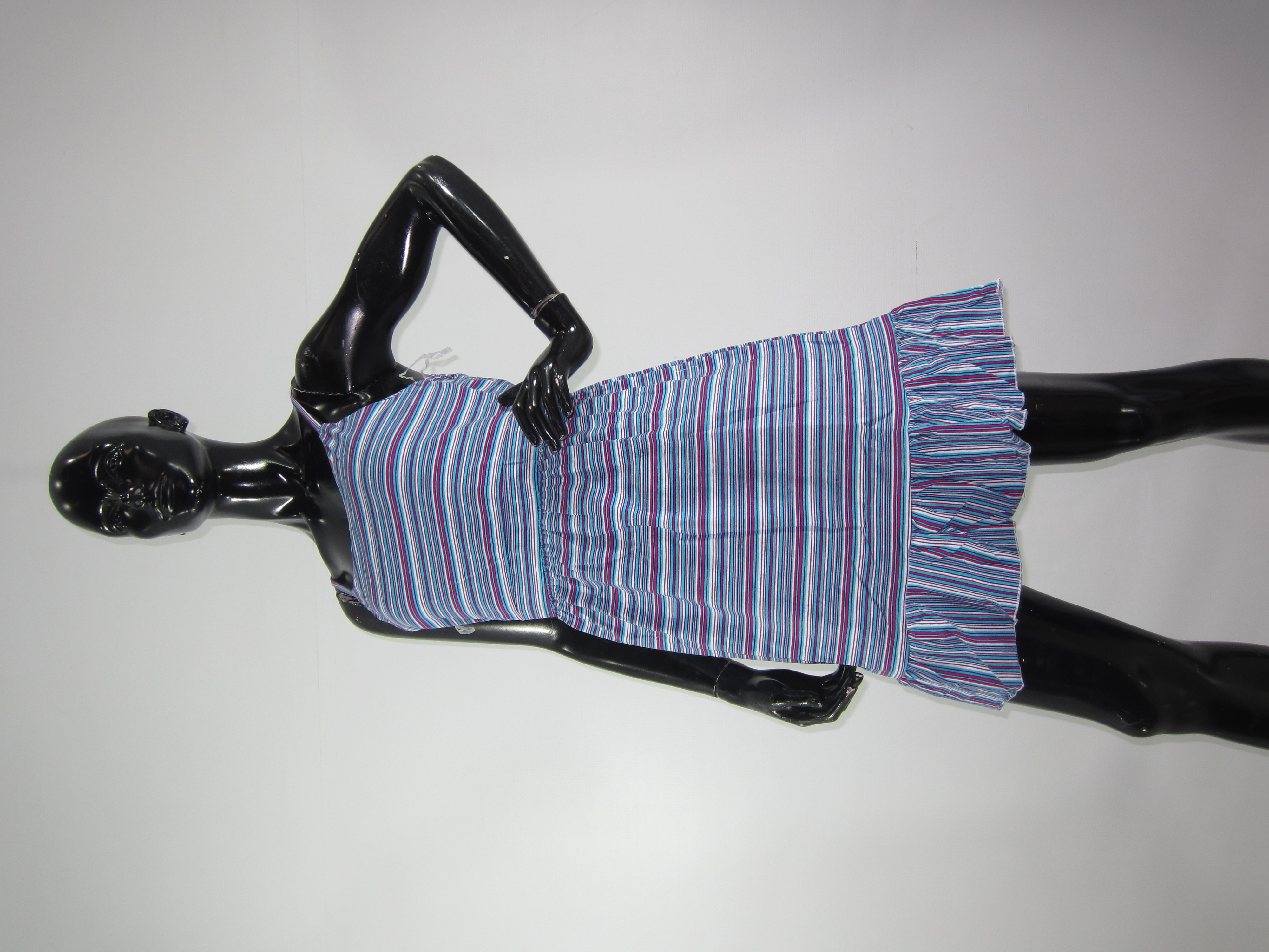 LOTE DE VESTIDOS DIVERSOS EN DIFERENTES ESTILOS Y COLORES #4