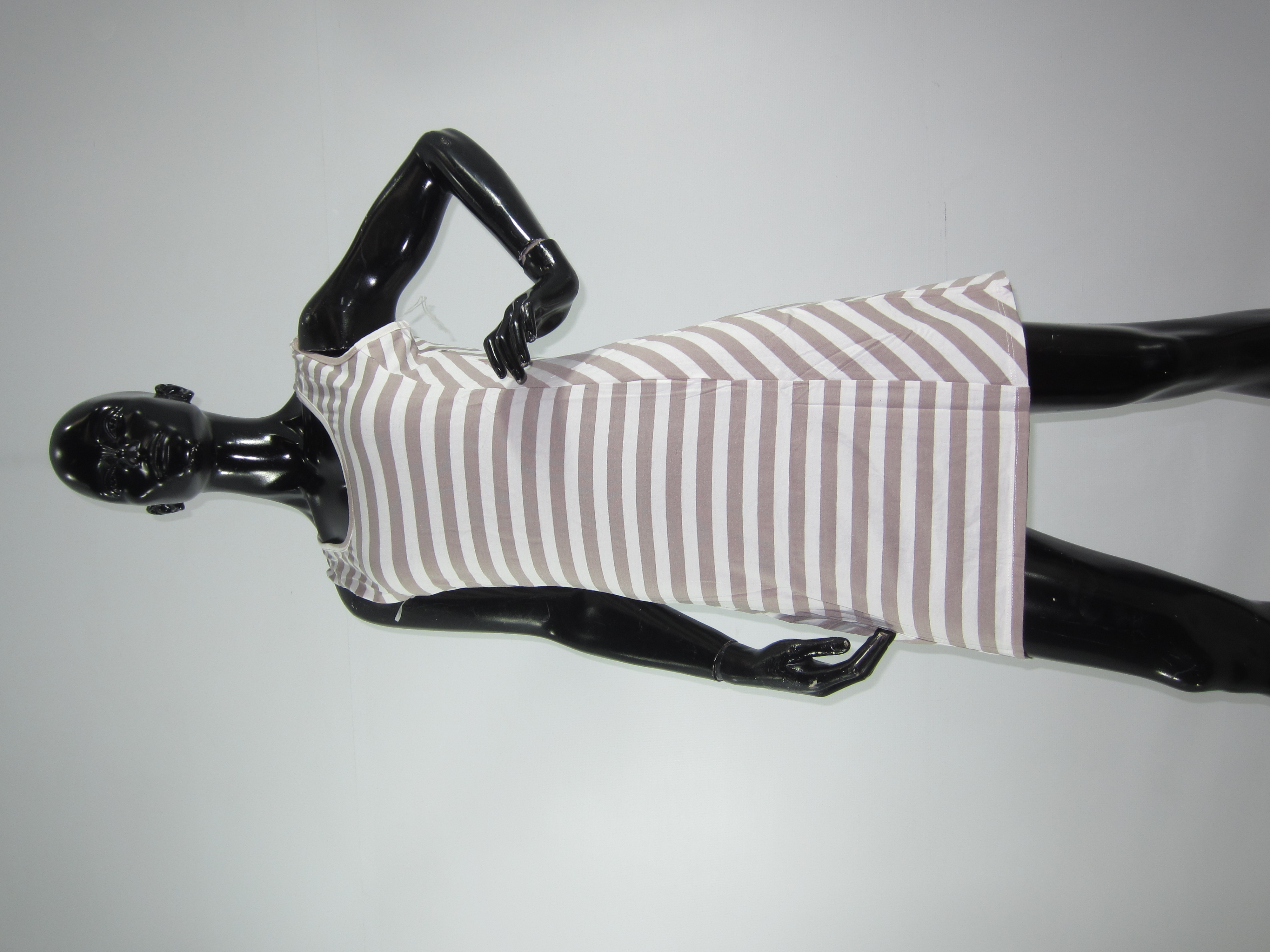 LOTE DE VESTIDOS DIVERSOS EN DIFERENTES ESTILOS Y COLORES #5