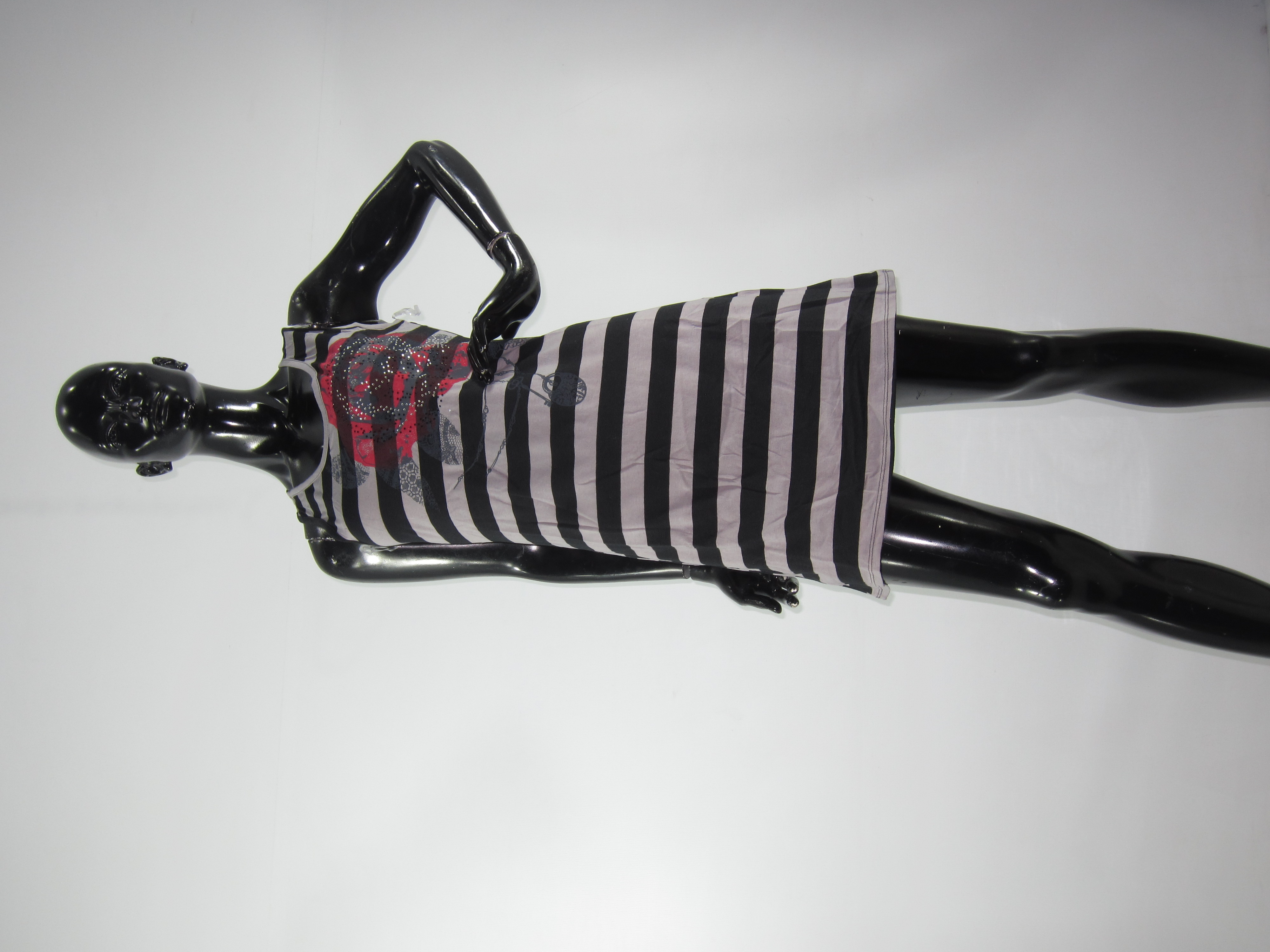 LOTE DE VESTIDOS DIVERSOS EN DIFERENTES ESTILOS Y COLORES #6