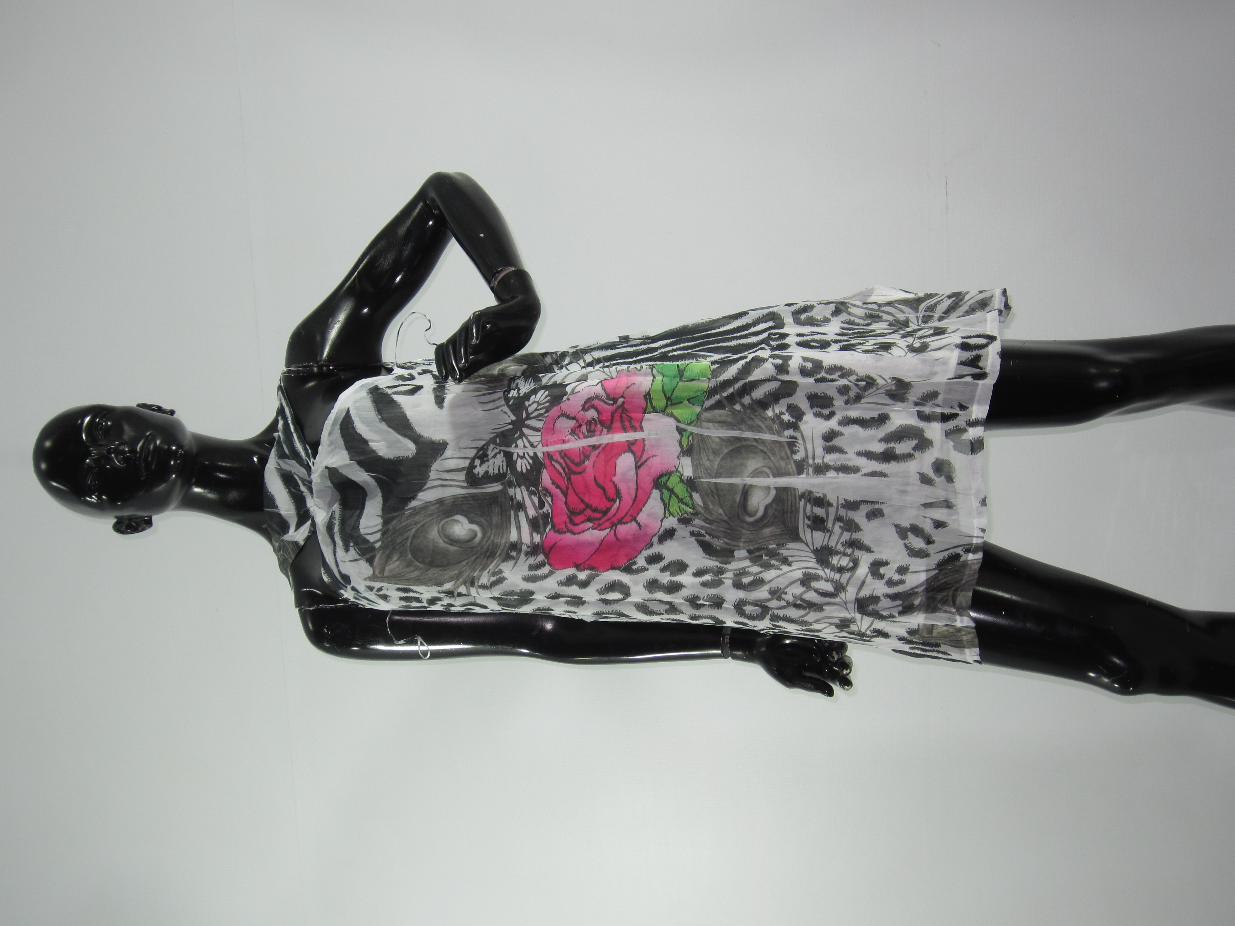 LOTE DE VESTIDOS DIVERSOS EN DIFERENTES ESTILOS Y COLORES #7