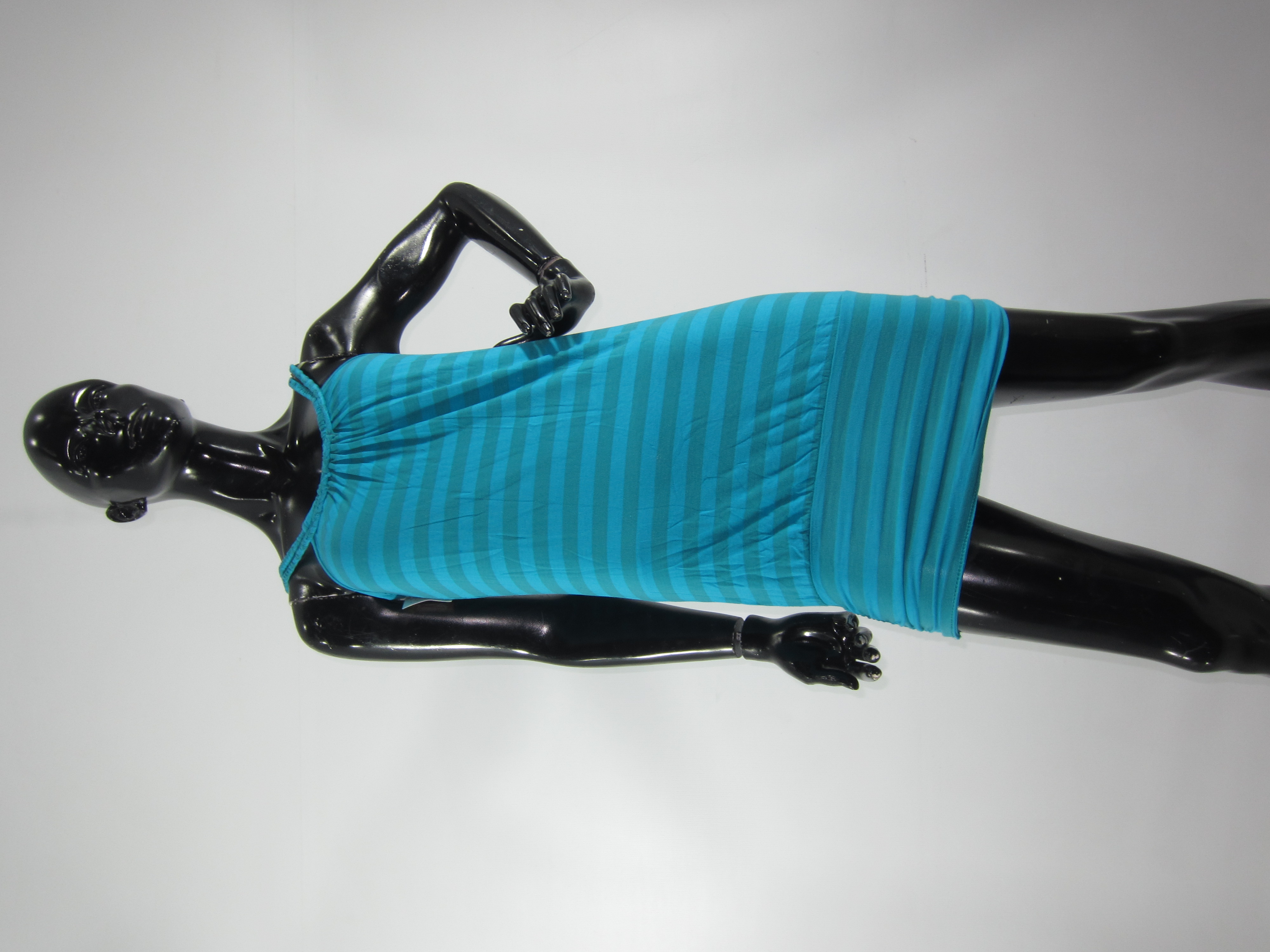 LOTE DE VESTIDOS DIVERSOS EN DIFERENTES ESTILOS Y COLORES #7