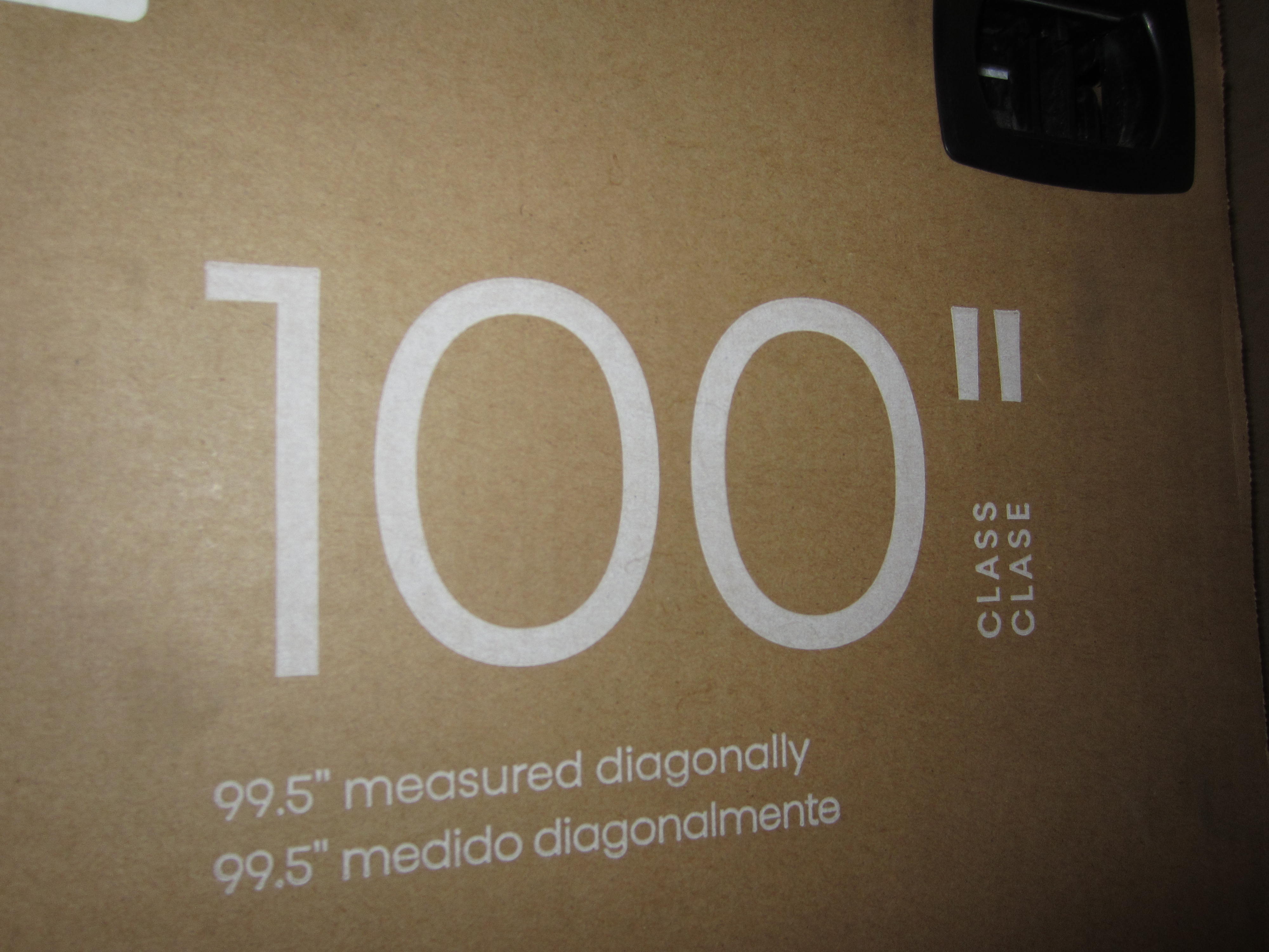 LOTE DE PANTALLA 100U7QG PRO: EXPERIENCIA CINEMATOGRÁFICA EN 100 PULGADAS