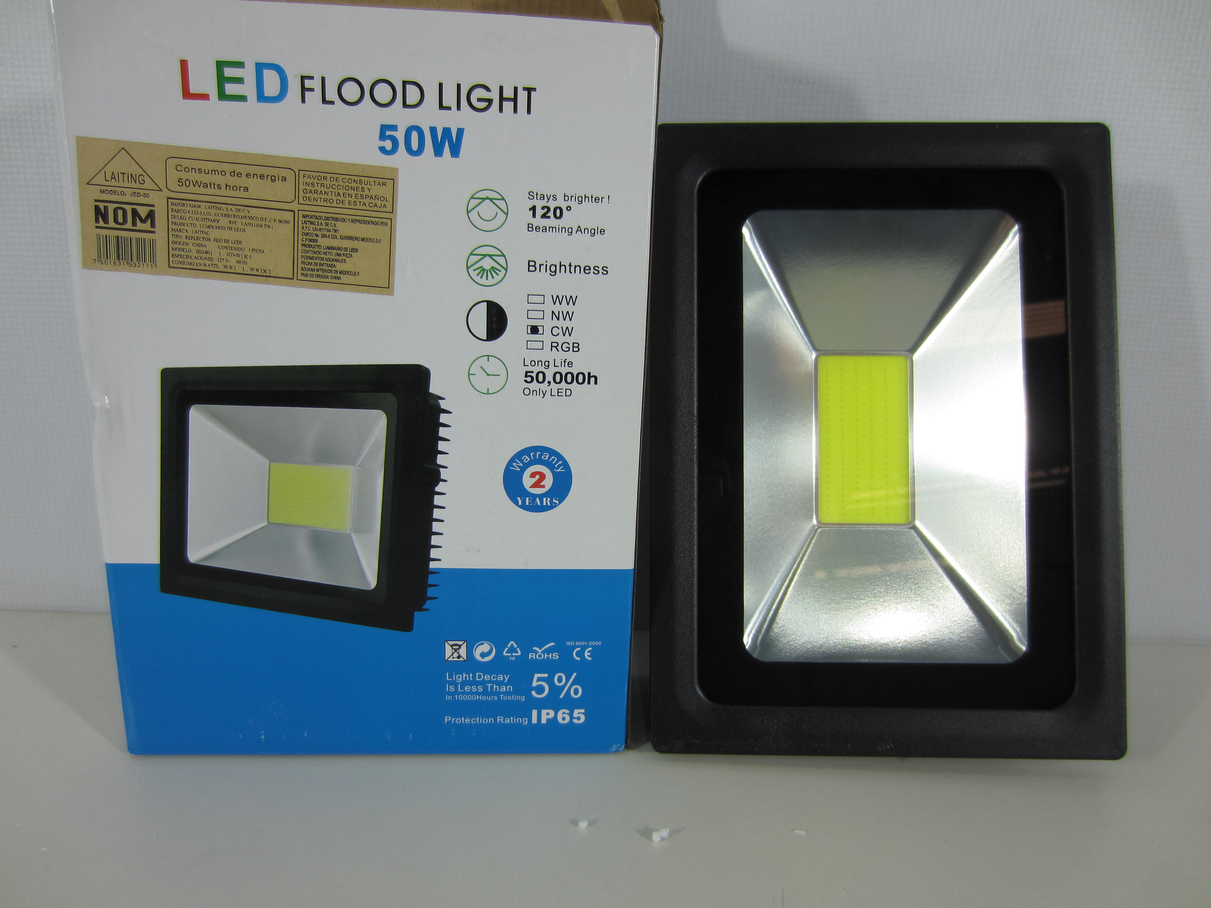 LOTE DE LAMPARAS Y ACCESORIOS DIVERSOS