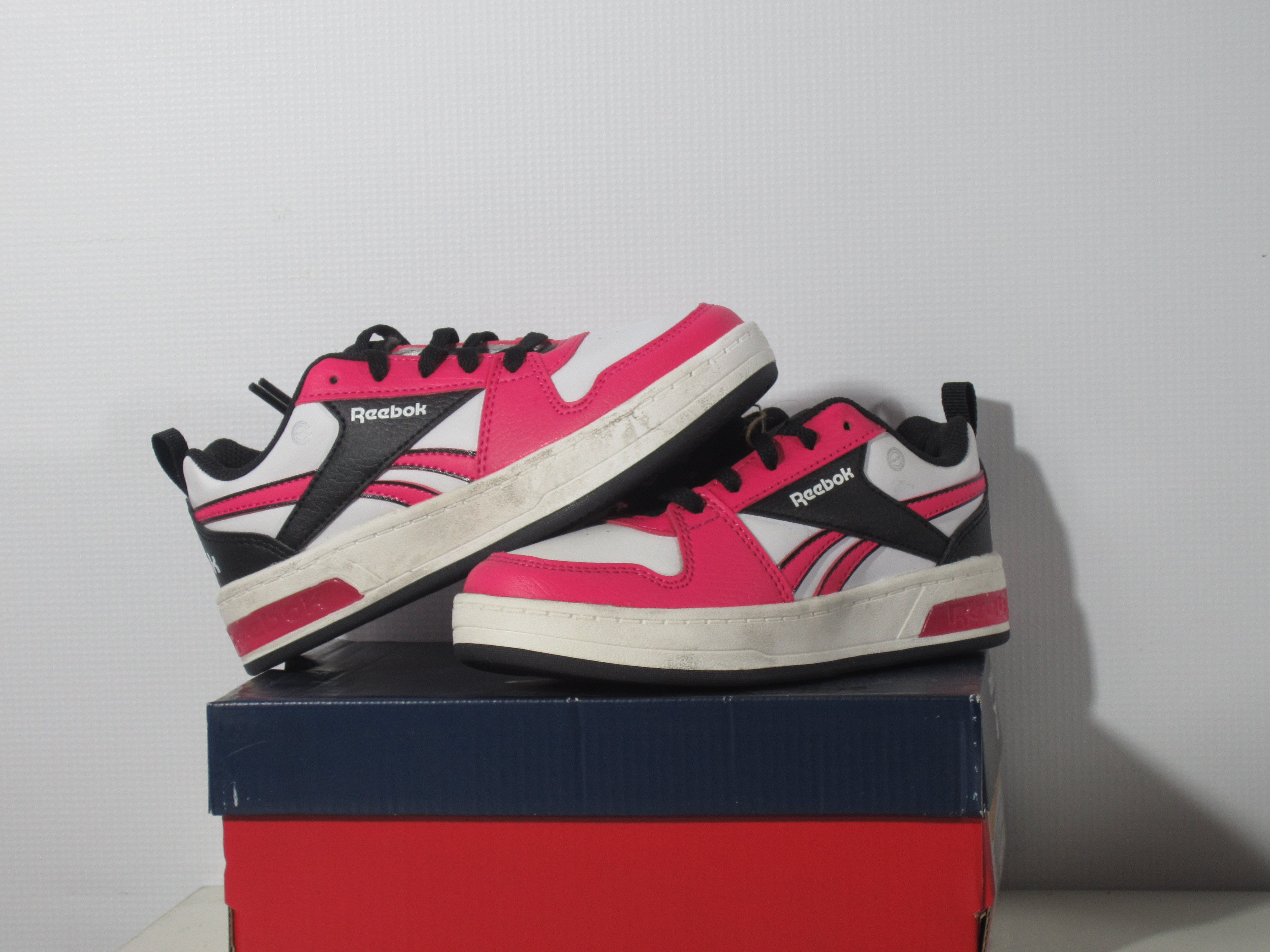 LOTE TENIS DEPORTIVOS Y CASUALES CON ALTA COMODIDAD Y GRAN VARIEDAD DE MARCAS