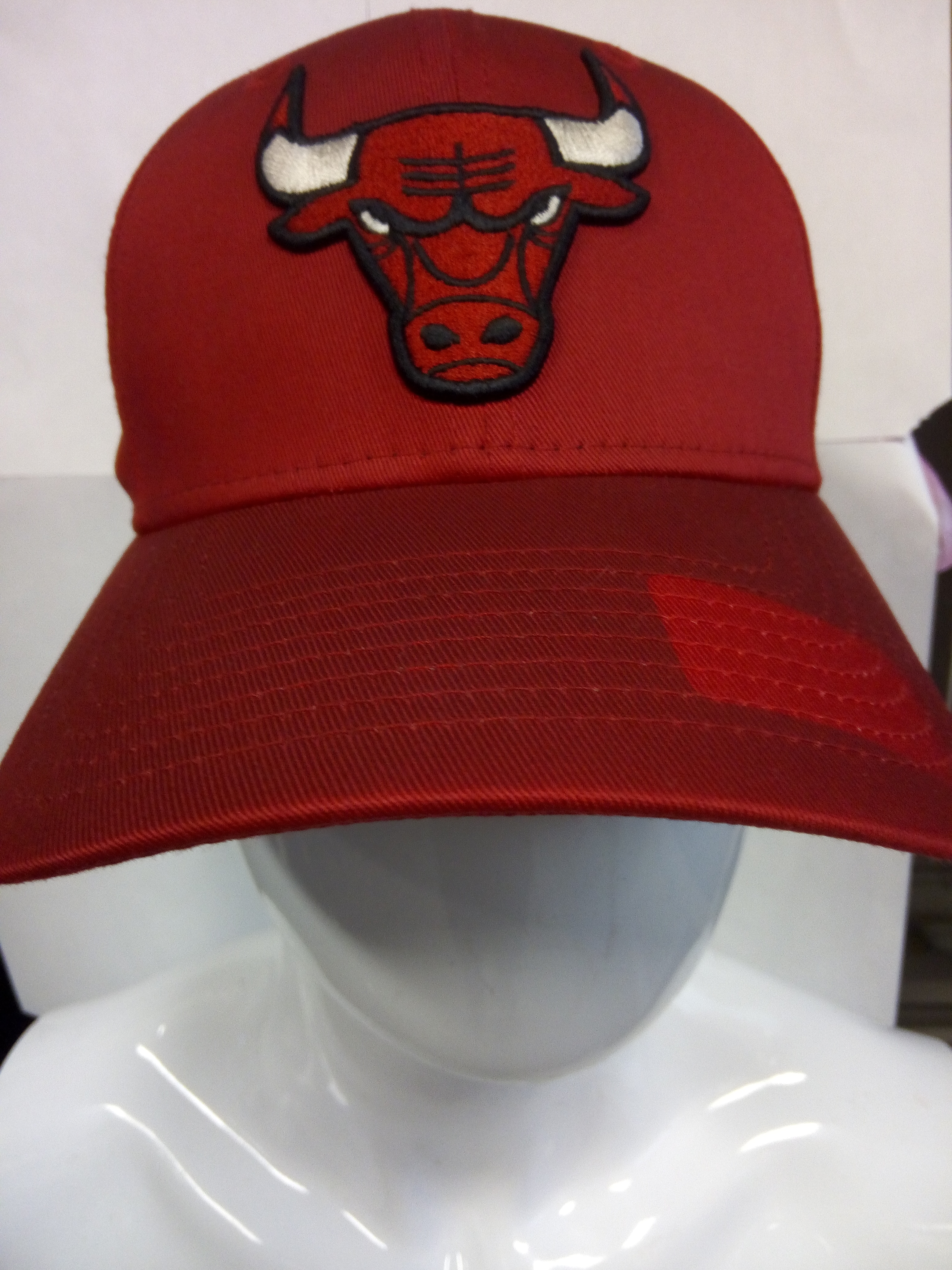 LOTE DE ROPA Y MAS BIENES DIVERSOS DEPORTIVOS SINIESTRO