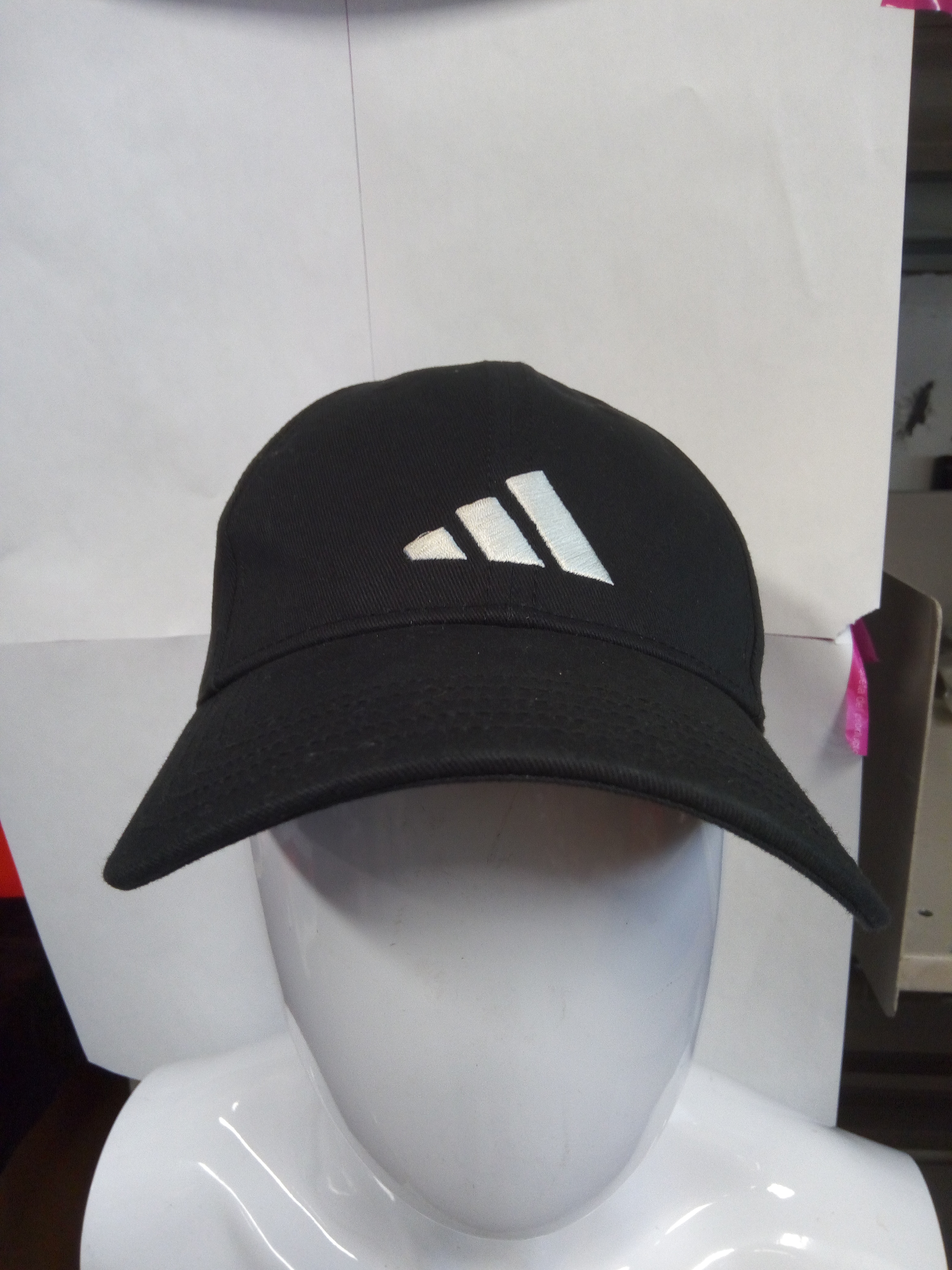 LOTE DE ROPA Y MAS BIENES DIVERSOS DEPORTIVOS SINIESTRO