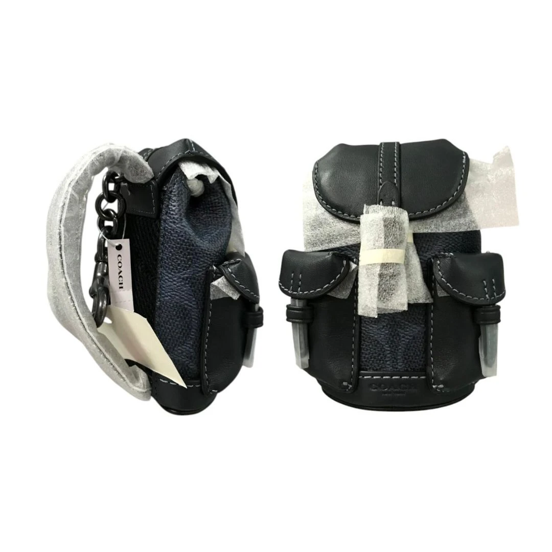 MOCHILA MINIATURA COACH ORIGINAL, MODELO MINI WARNER BACKPACK BAG CHARM , CON LLAVERO NUEVO.