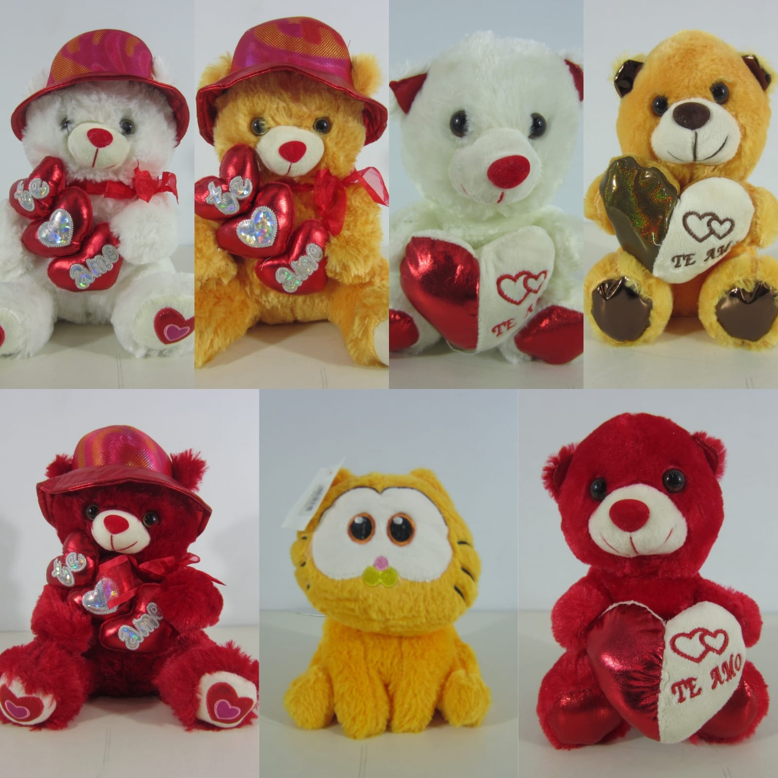 Lote conformado por: 40 Pzas aprox Osos de Peluche en Varios Colores y Peluche Garfield