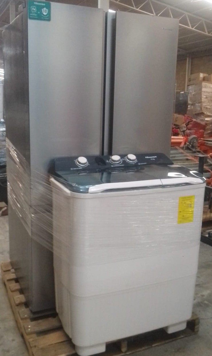 Lote conformado por: 1 REFRIGERADOR - 1 LAVADORA