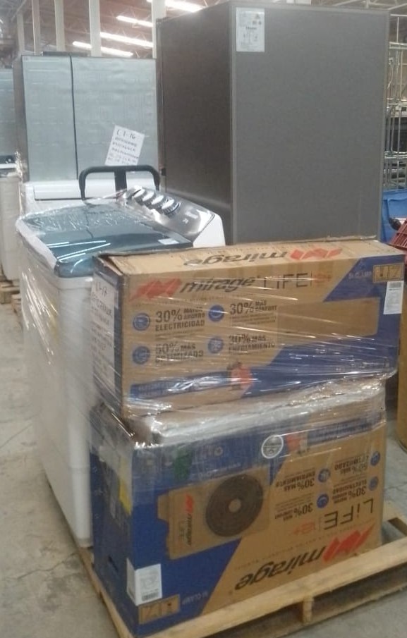 Lote conformado por: 1 REFRIGERADOR - 1 LAVADORA - 1 MINI SPLIT - 1 AIRE ACONDICIONADO