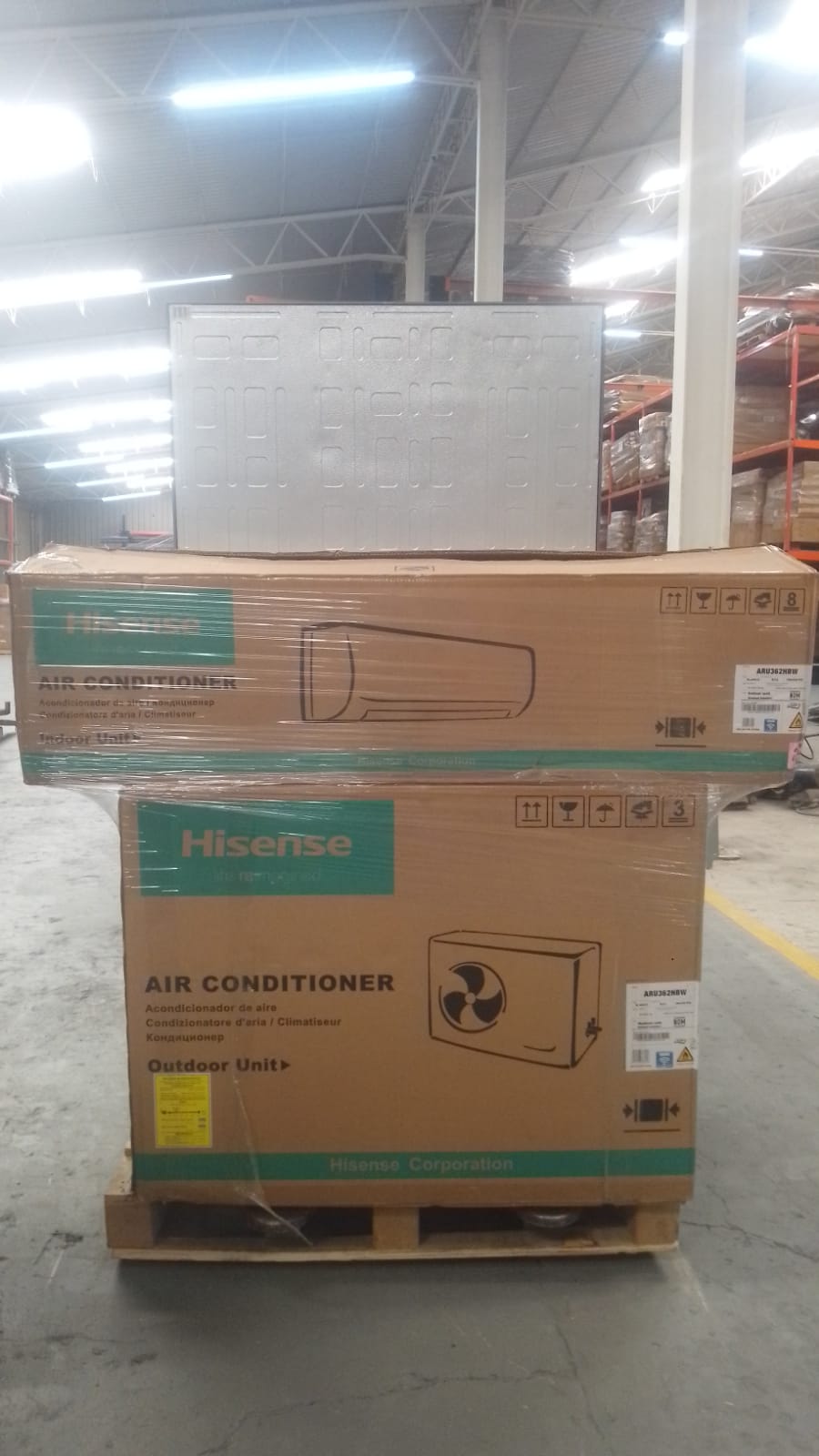 Lote conformado por: 1 REFRIGERADOR - 1 MINI SPLIT - 1 AIRE ACONDICIONADO